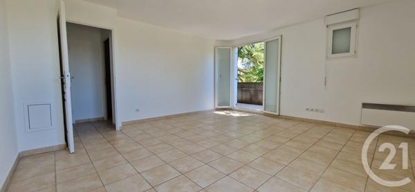 Appartement F4 à vendre  4 pièces - 82,08 m2 ST MAXIMIN LA STE BAUME - 83