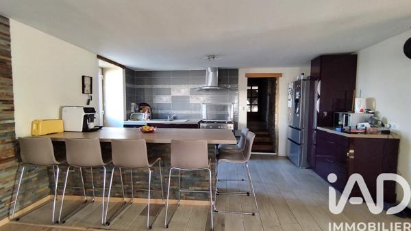 Maison à vendre 8 pièces 222 m² L'Hermenault