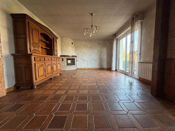Maison individuelle à vendre à Noyal-Châtillon-sur-Seiche en Ille-et-Vilaine (35230), ref : 35129-6199