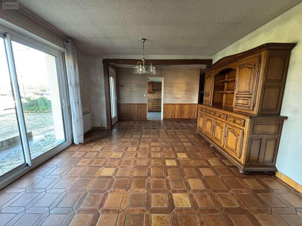 Maison individuelle à vendre à Noyal-Châtillon-sur-Seiche en Ille-et-Vilaine (35230), ref : 35129-6199