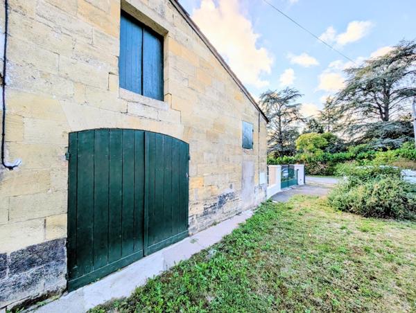 GARAGE fermé - 50 m²