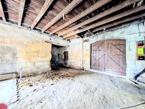 GARAGE fermé - 50 m²