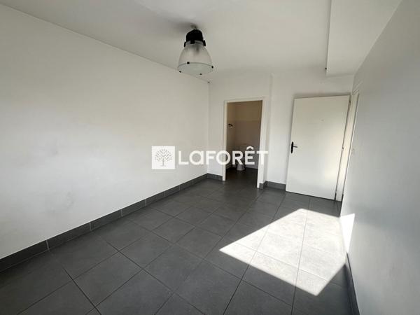 Achat local commercial Andrézieux-Bouthéon - 3 pièce(s) - 90 m² - 198 000 €