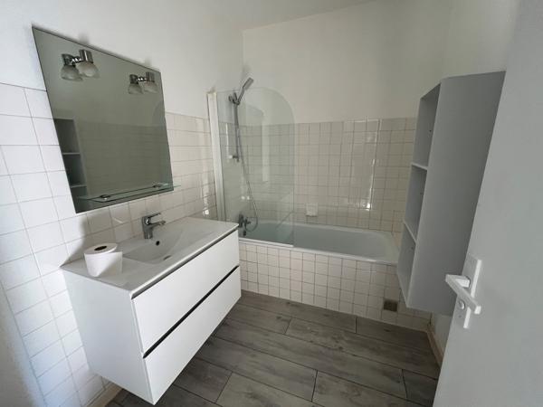 Studio rénové à louer, centre ville, Villeneuve sur Lot (47300)
