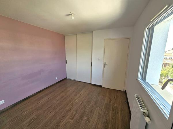 BORDEAUX BARRIÈRE JUDAÏQUE : APPARTEMENT T2 AVEC PARKING