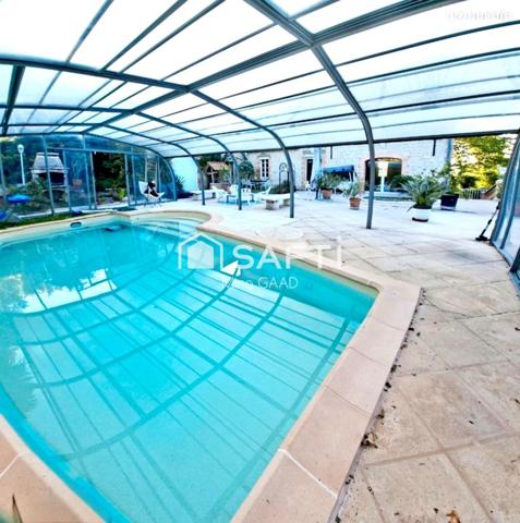 Grand domaine 450m2 restauré avec 3 ha de terrain