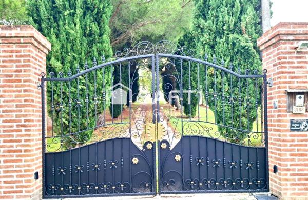 Grand domaine 450m2 restauré avec 3 ha de terrain