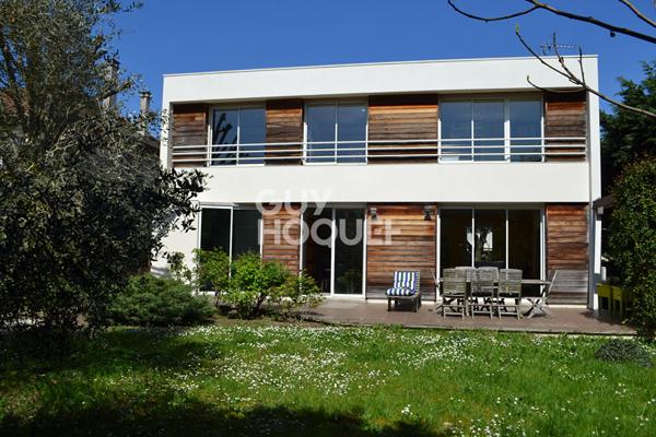 Maison Chatou 7 pièces à 15 mn du RER à pied