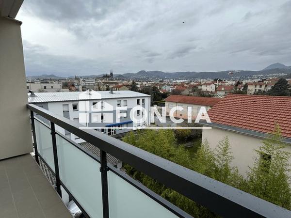 Location Appartement 4 pièces 67.13 m² - 84 RUE CHAMPFLEURI BATIMENT B Clermont Ferrand 63100