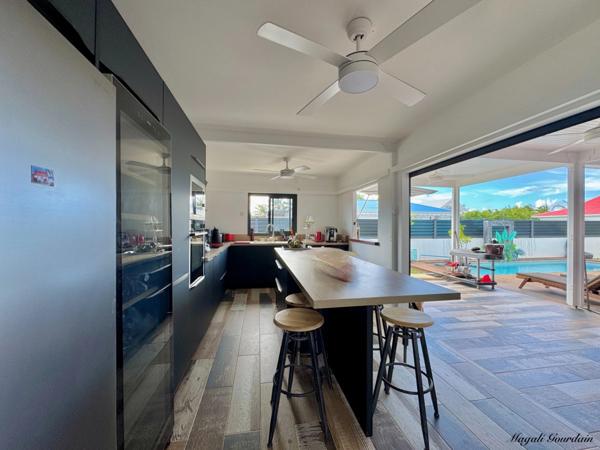 A VENDRE - VILLA RECENTE DE STANDING AUTONOME – CLÉ EN MAIN – SAINT-FRANÇOIS