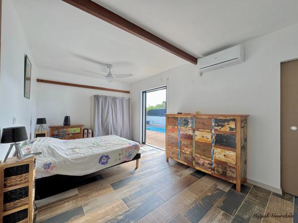 A VENDRE - VILLA RECENTE DE STANDING AUTONOME – CLÉ EN MAIN – SAINT-FRANÇOIS