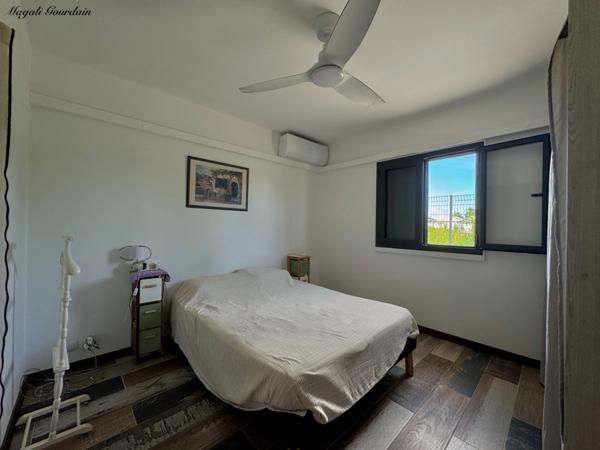 A VENDRE - VILLA RECENTE DE STANDING AUTONOME – CLÉ EN MAIN – SAINT-FRANÇOIS