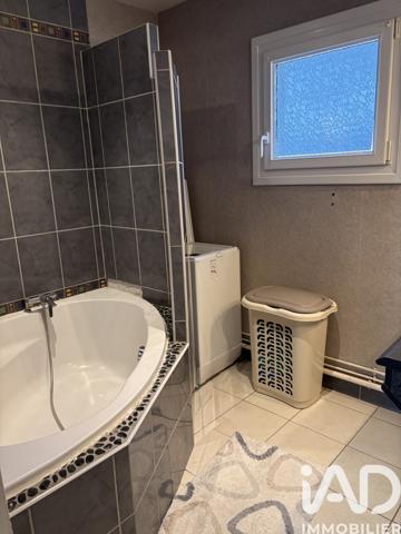 Appartement à vendre 3 pièces 74,64 m² Pont-Sainte-Marie