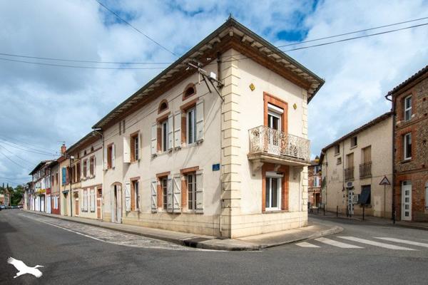 Maison à vendre 218 000 € Carbonne 9 p 286 m² DPE D