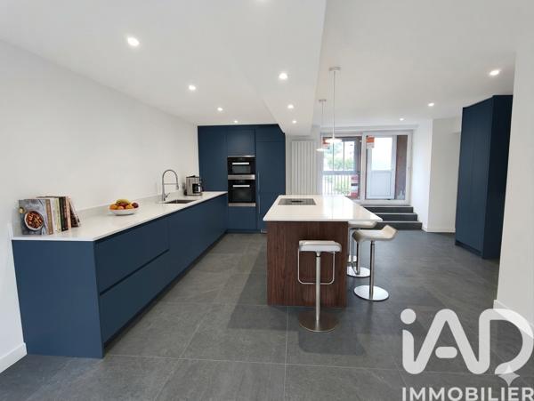 Maison à vendre 8 pièces 278 m² Coulonges-Cohan