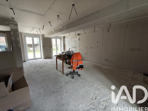 Maison à vendre 8 pièces 278 m² Coulonges-Cohan