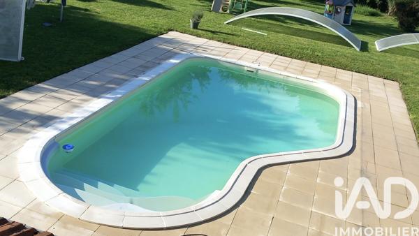 Maison à vendre 8 pièces 278 m² Coulonges-Cohan