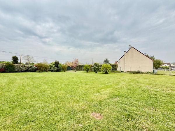 Terrain Moulins En Bessin 750 m2