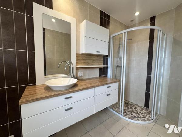 MAUVES SUR LOIRE - MAISON BBC 3 CHAMBRES ET SUITE PARENTALE