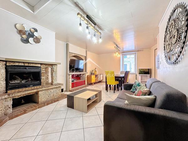 Saint-Georges-de-Luzençon (12100) MAISON DE VILLE TYPE 5 123 M² AVEC GARAGE