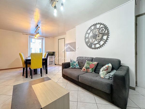 Saint-Georges-de-Luzençon (12100) MAISON DE VILLE TYPE 5 123 M² AVEC GARAGE