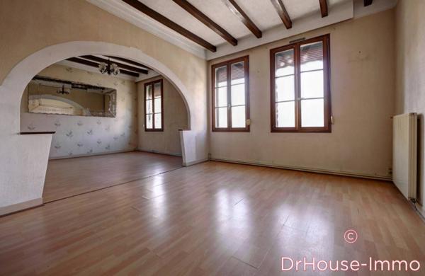 Immeuble à vendre 15 pièces de 370 m²