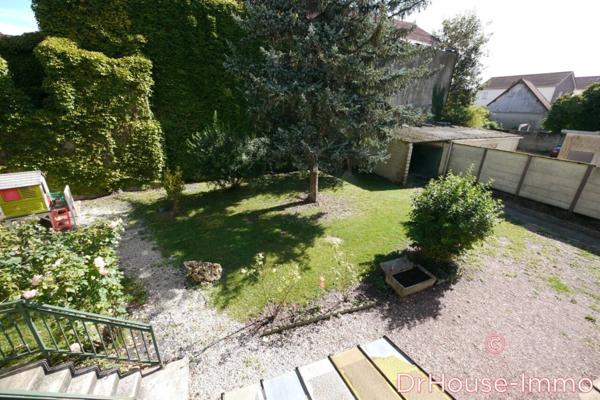 Immeuble à vendre 15 pièces de 370 m²