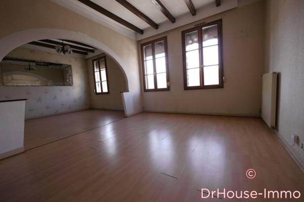 Immeuble à vendre 15 pièces de 370 m²