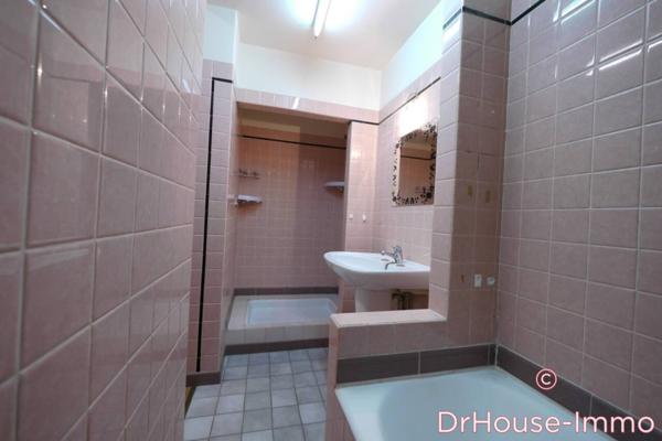 Immeuble à vendre 15 pièces de 370 m²