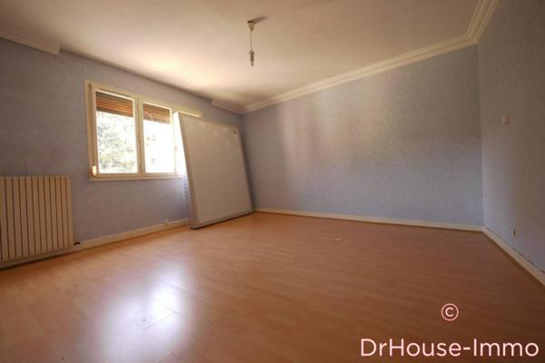 Immeuble à vendre 15 pièces de 370 m²