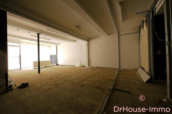 Immeuble à vendre 15 pièces de 370 m²