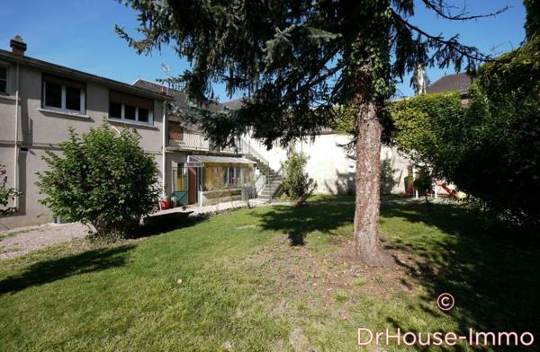 Immeuble à vendre 15 pièces de 370 m²