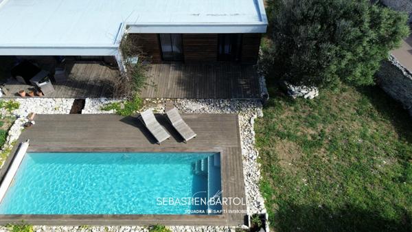Maison type 3 de 92m² avec piscine à 2 minutes du port