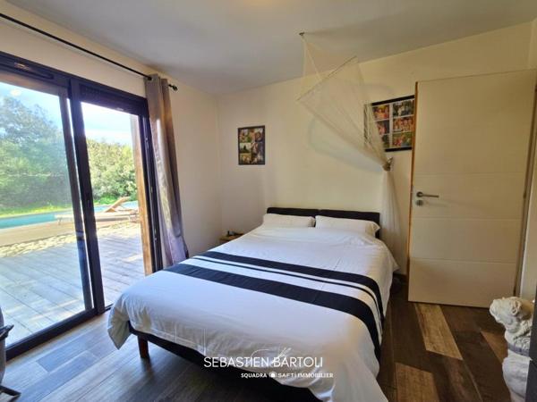 Maison type 3 de 92m² avec piscine à 2 minutes du port