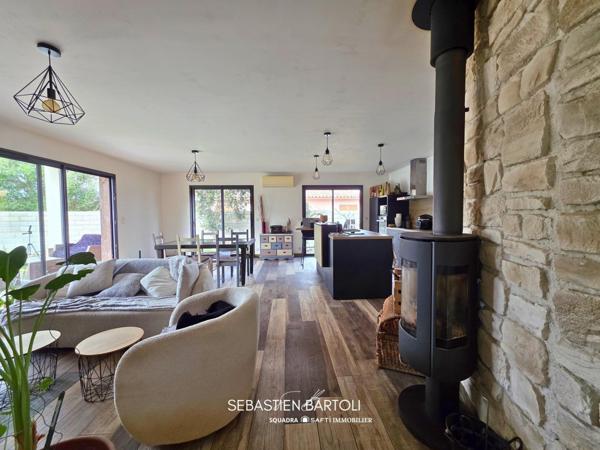 Maison type 3 de 92m² avec piscine à 2 minutes du port