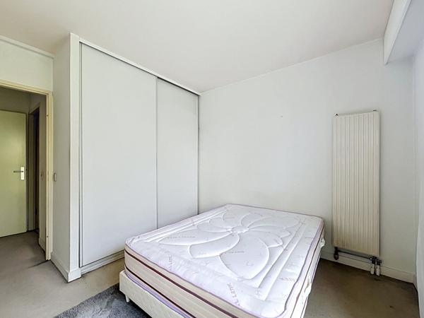 Appartement Suresnes 2 pièce(s) 50 m2
