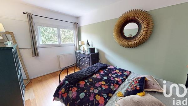 Appartement 3 pièces de 60 m² à Vaux-le-Pénil (77000)