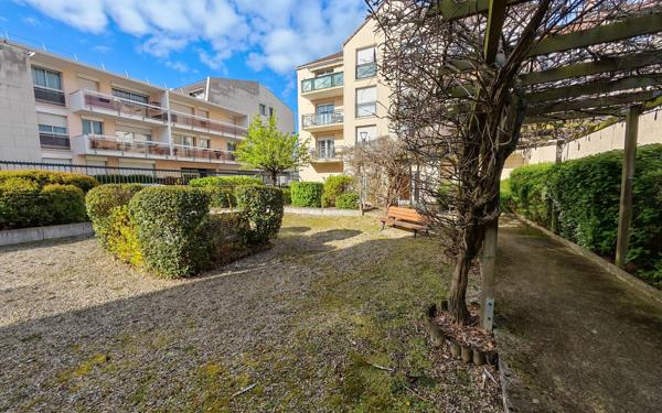Appartement à vendre    3 pièces • 60,18 m2 Montgeron