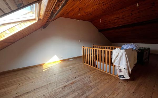 Maison à vendre    7 pièces • 207 m2 Onnaing