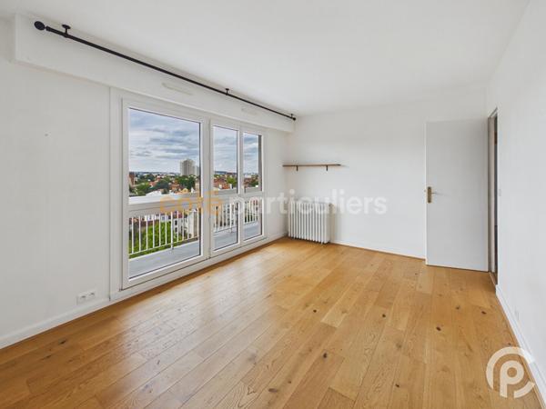 Location
                Appartement76,35 m² - 3 Pièces -
                    CLAMART (92140)