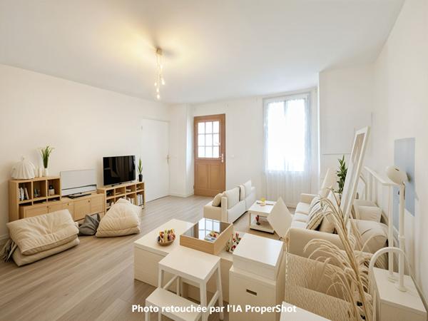 Maison de ville en plein coeur du charmant village de Chaussy !