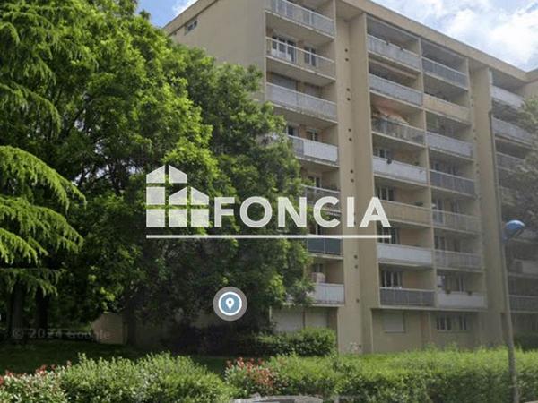 Location Studio 31 m² - 32 DOMAINE DU CHATEAU Chilly - Mazarin 91380