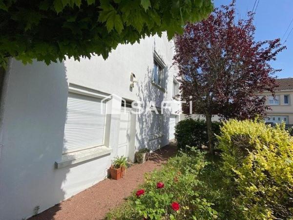 REZE- Maison familiale de 200 m² avec un appartement individuel de 60m²