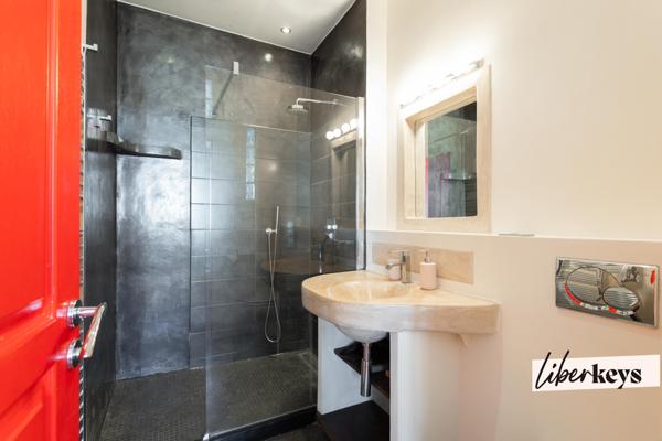 EXCLUSIVITÉ – Vieux-Port – Rentabilité 13 % – Appartement 2 pièces de 40 m² entièrement équipé