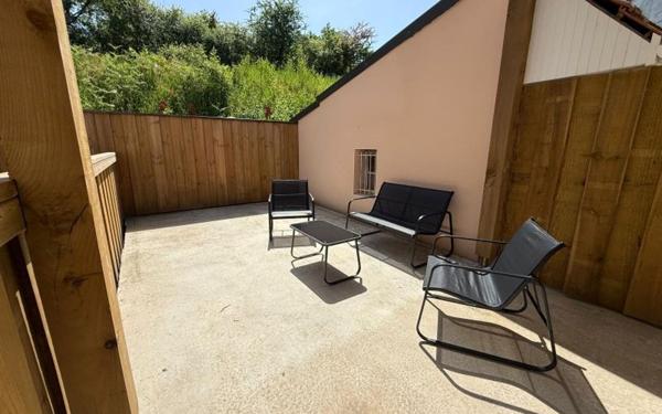 Appartement à louer    2 pièces •  Saint-Pierre-du-Mont