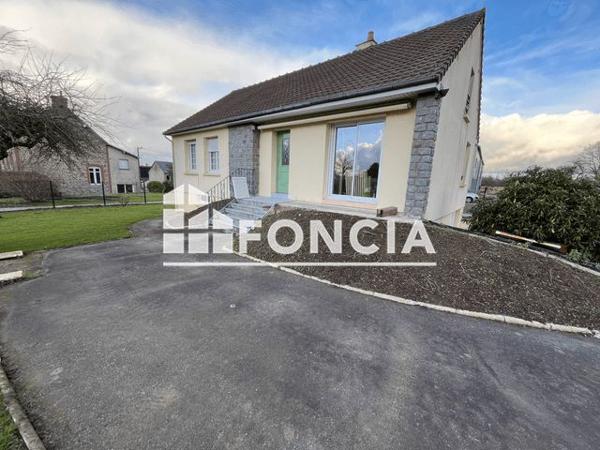 Location Maison 5 pièces 90 m² - 21 CHEMIN DE L'OISELLERIE La Lande Patry 61100