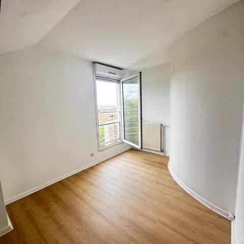 Appartement 2 pièces 55 m² BRON