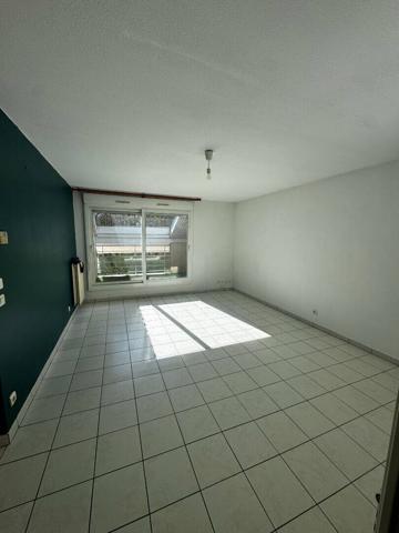Appartement 2 pièces 55 m² BRON