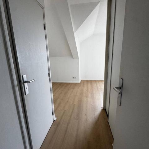 Appartement 2 pièces 55 m² BRON