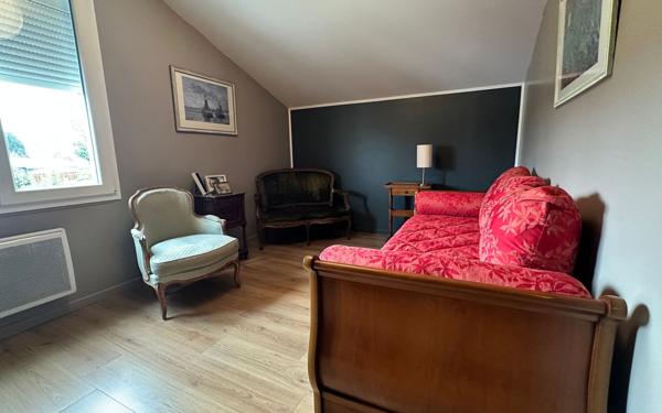 Maison à vendre    5 pièces • 136 m2 Saint-Vincent-de-Tyrosse